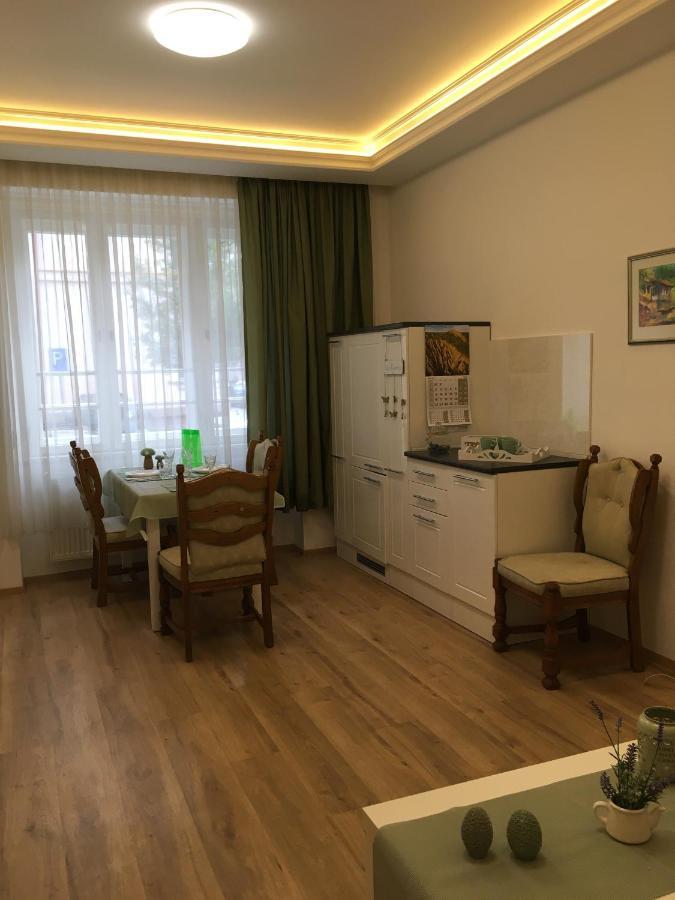 Apartment Top Diplomat Prag Eksteriør billede